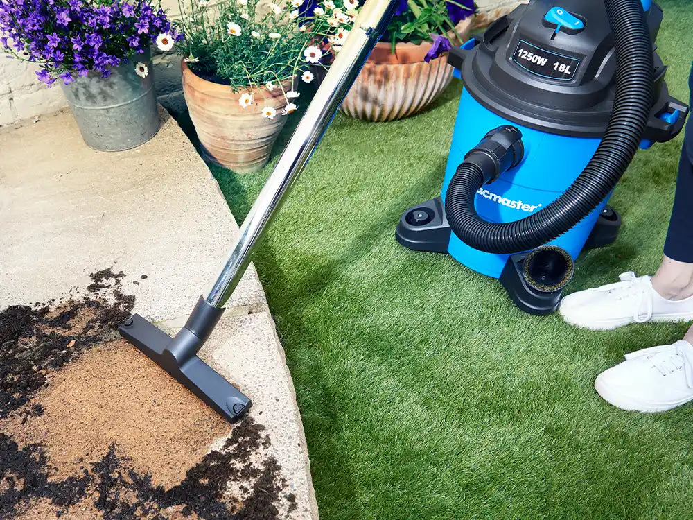 Garden vacuum cleaner - Vacmaster WD18