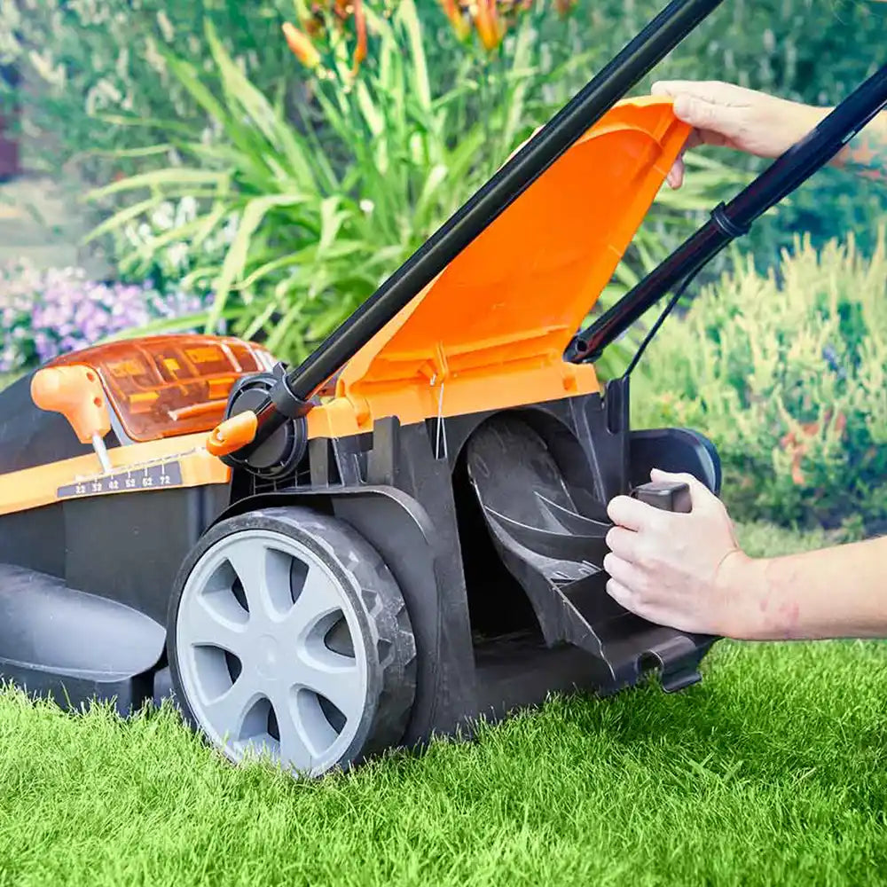 41cm Blade for LawnMaster 48V Cordless Lawnmower with Mulch Plug in
