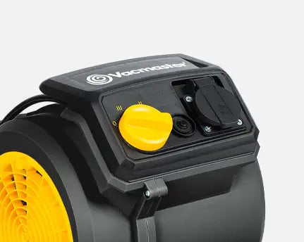 Integrated Power Socket on the UK Vacmaster Air Mover