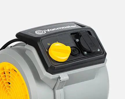 Integrated Power Socket on the UK Vacmaster Air Mover