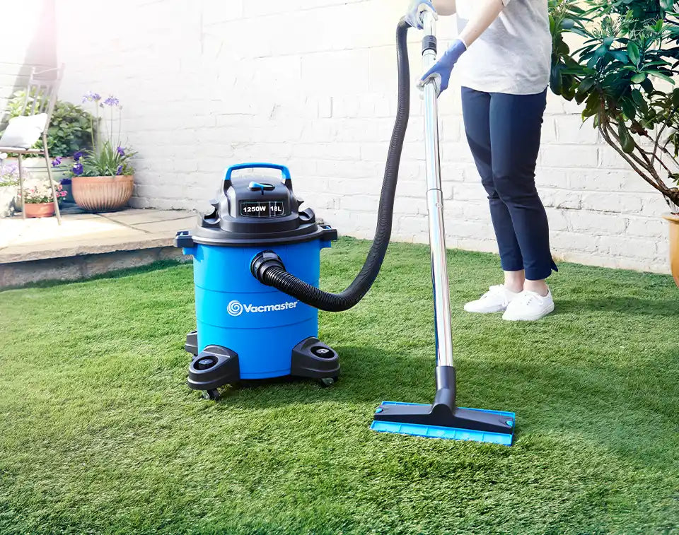 Powerful Vacmaster Artificial Grass Vacuum 