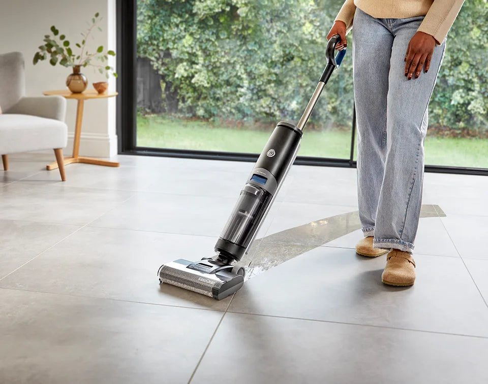Vacmaster Hardfloor Cleaner HSC Deep Cleaning a UK Kitchen Floor