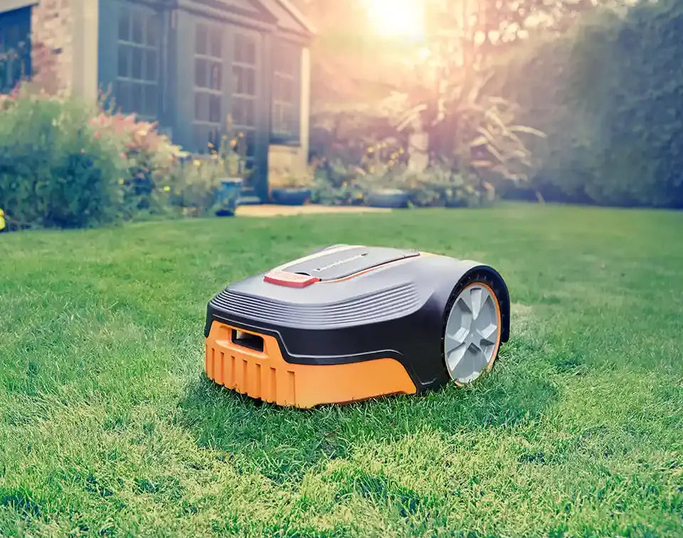 LawnMaster Robot Lawn Mowers L10