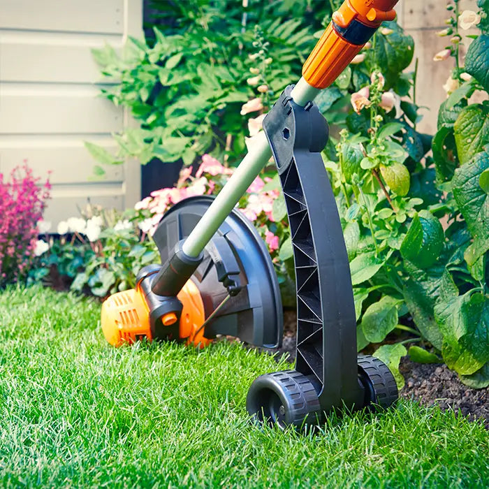 Removeable Wheel Kit for the LawnMaster Trimmer