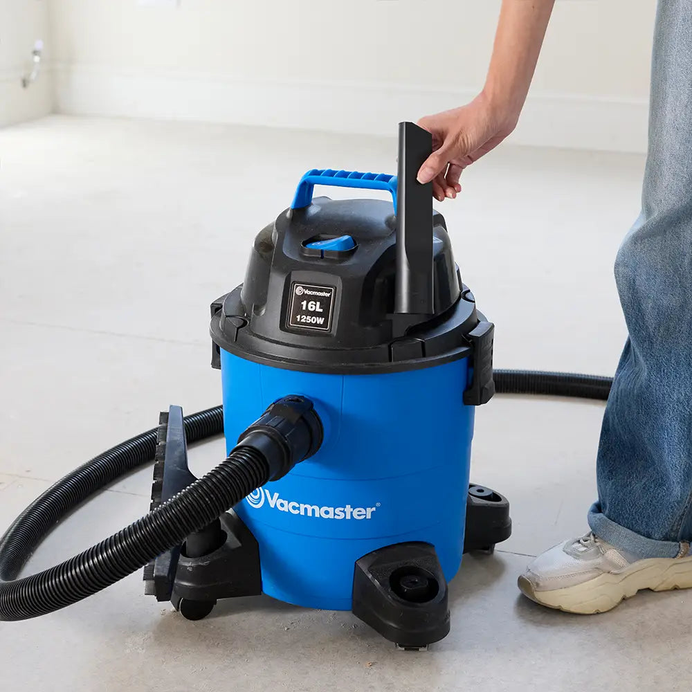 Vacmaster Multi WD16 wet and dry vacuum cleaner with onboard tool storage VQ1216PF 