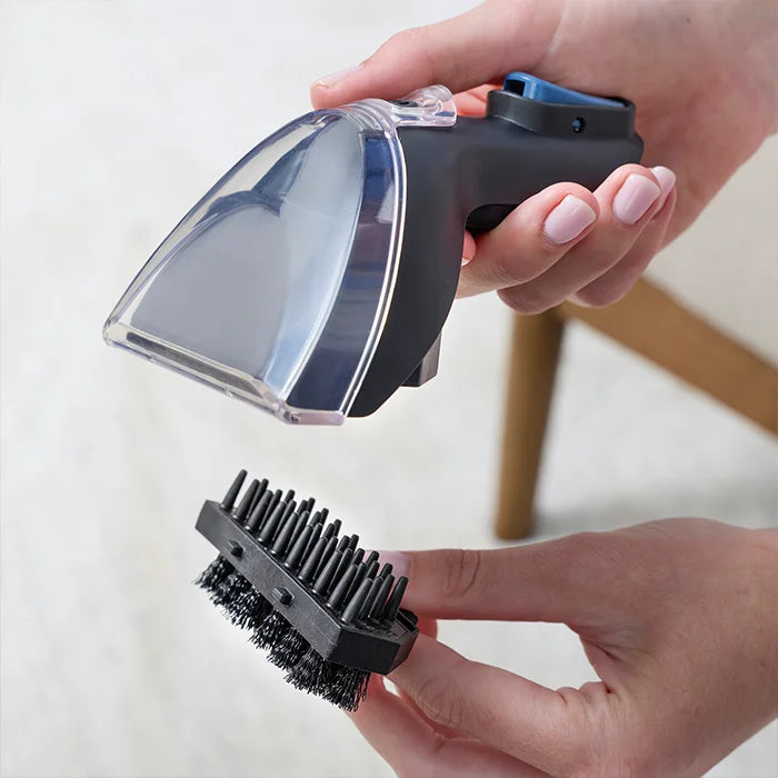 Reversible nozzle Spotlet carpet spot cleaner