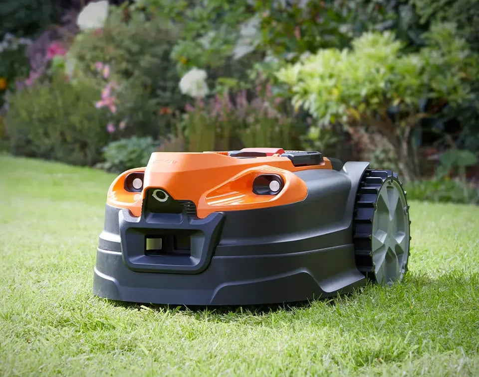 LawnMaster OcuMow 18 robot mower with app randomised cutting pattern
