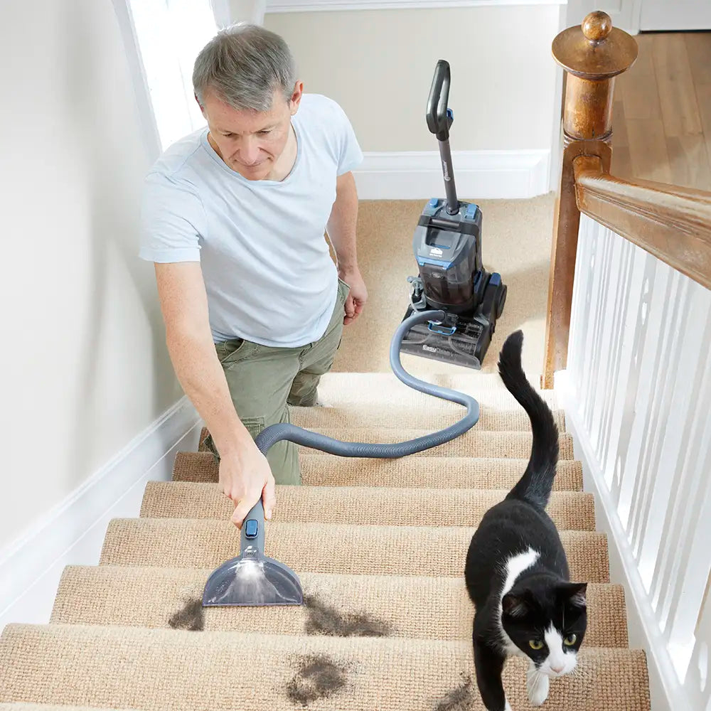 Pet Carpet Cleaner Vacmaster CA0701UK EasyClean UCM Home Cleaning Pet Mess on Stairs