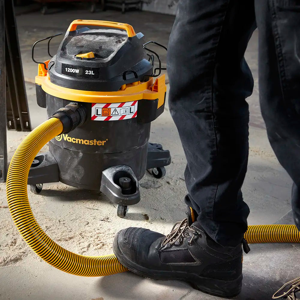 Vacmaster Dust Extractor L23 Foot Pressing on Crush Resistant Hose