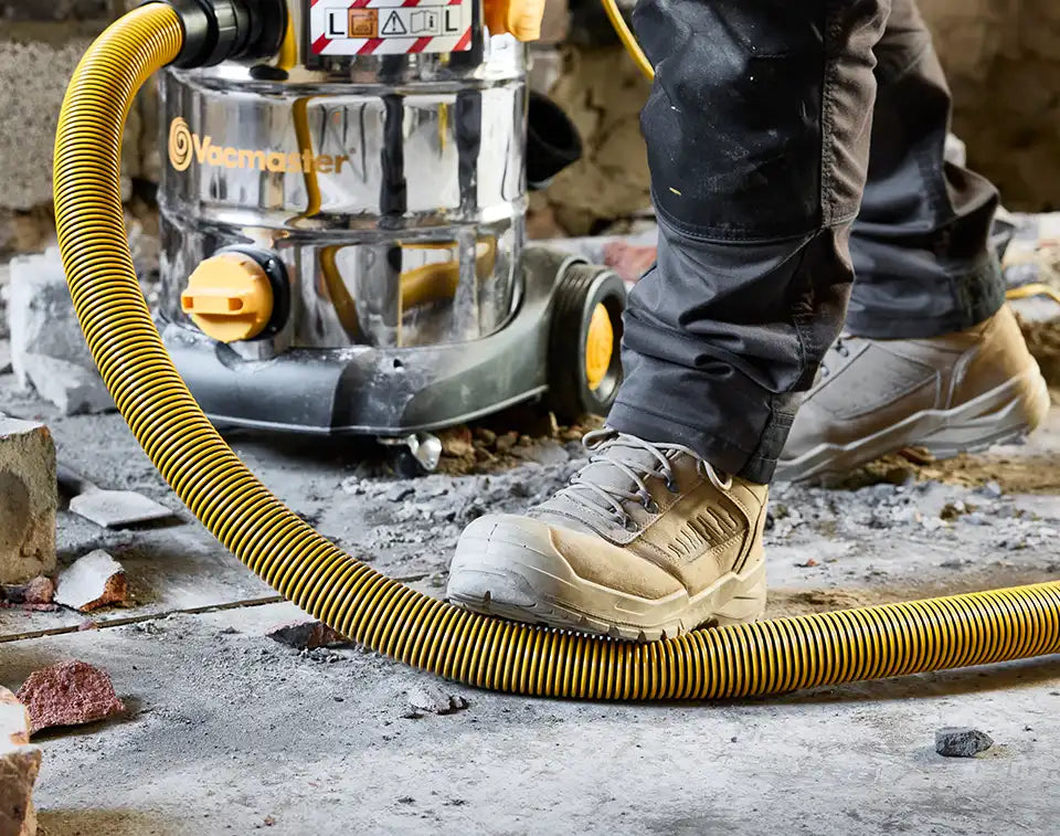 Trade ready crush resistant hose on Vacmaster Power WDL30 PTO 110V Wet and Dry Vacuum
