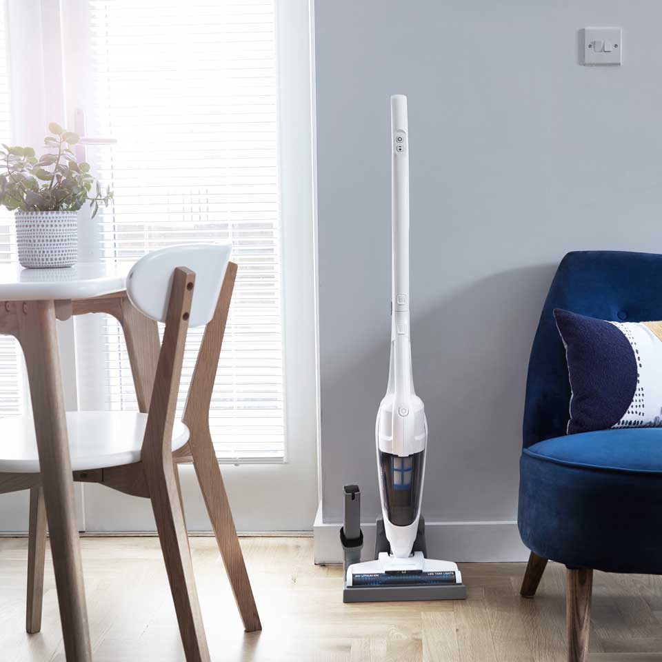 Cordless vacuum cleaner the Vacmaster Joey Compact in UK Home