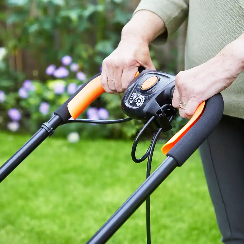 LawnMaster 1500W 33cm Electric Hover Mower Collect Grass Trimmer