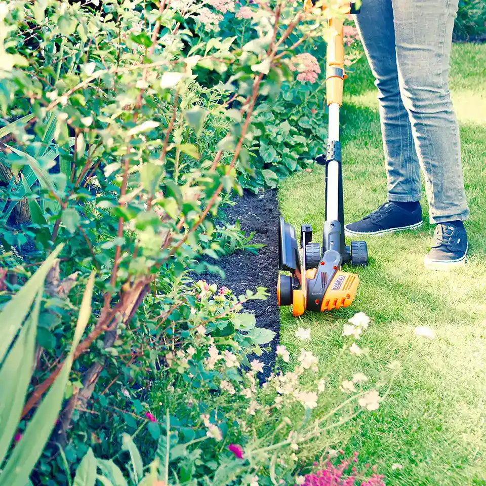 Lawnmaster MX 24V Cordless Grasstrimmer Edging in UK Garden