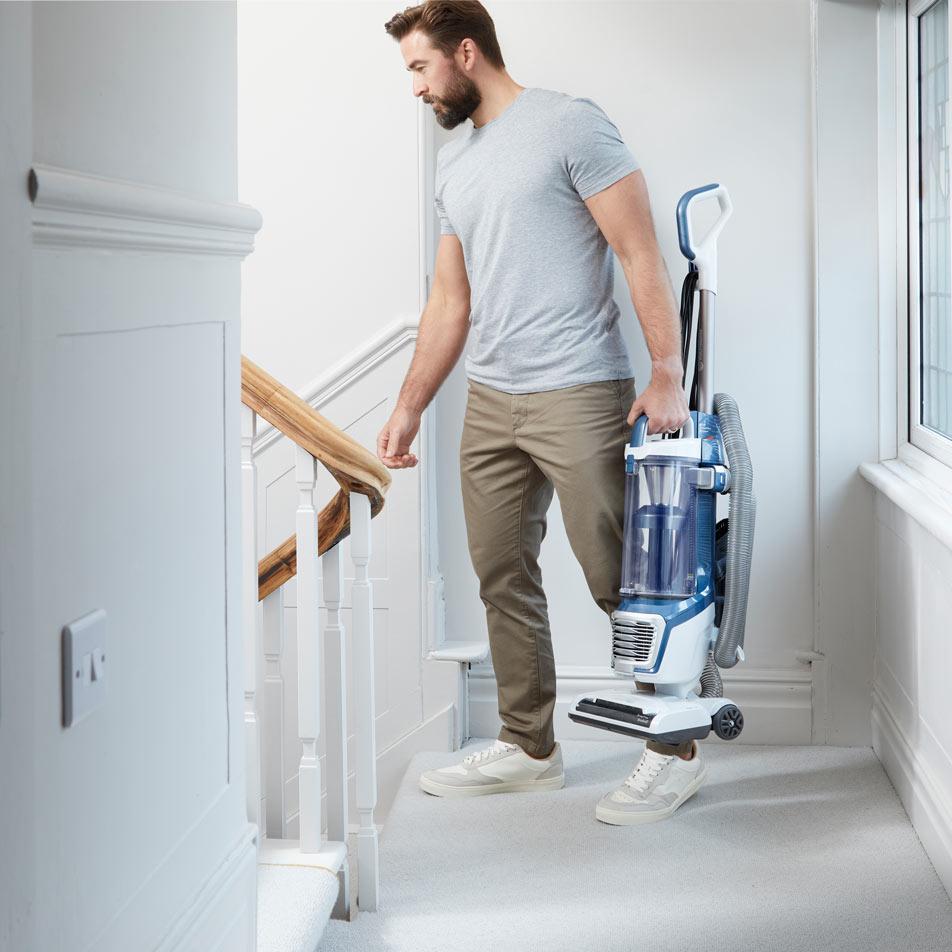 Vacmaster Respira Pet vacuum cleaner is lightweight