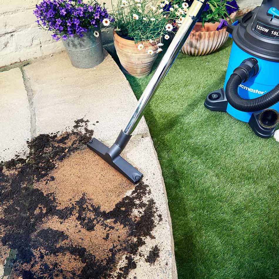 Vacmaster WD18 AG Artificial Grass Vacuum Garden Vacuum Cleva